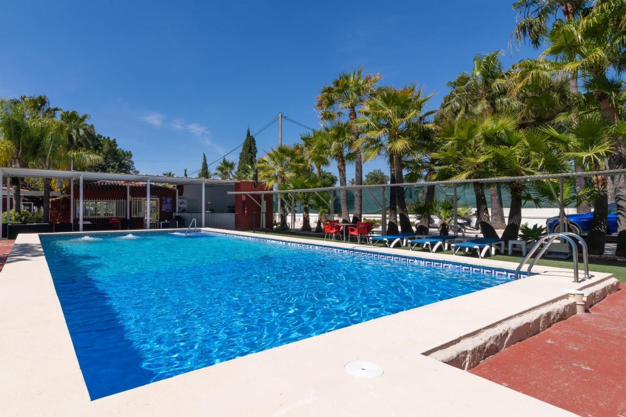 Apartamentos Palasiet Benidorm Bagian luar foto