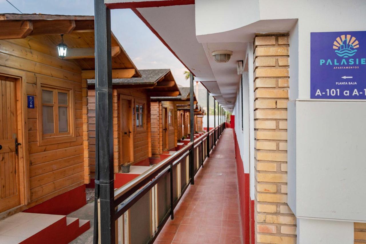 Apartamentos Palasiet Benidorm Bagian luar foto