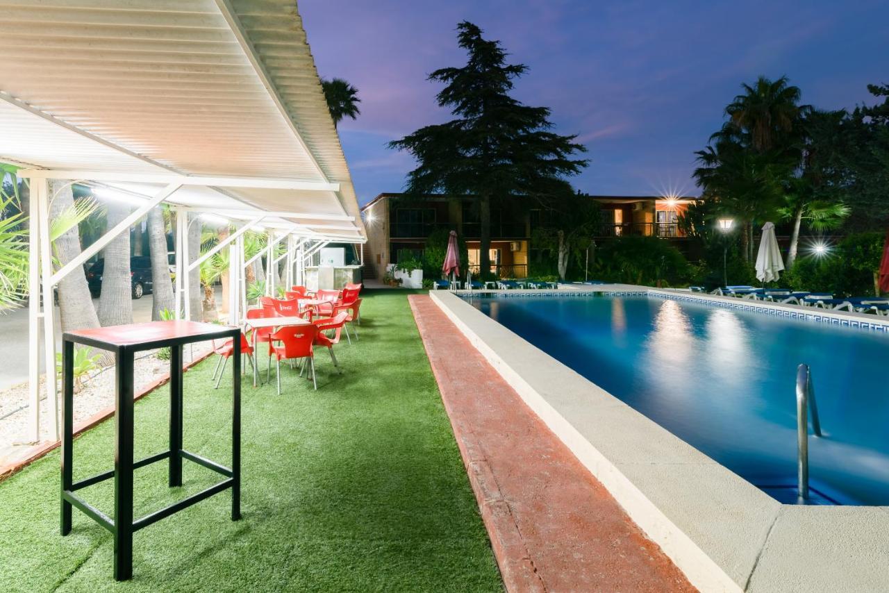 Apartamentos Palasiet Benidorm Bagian luar foto